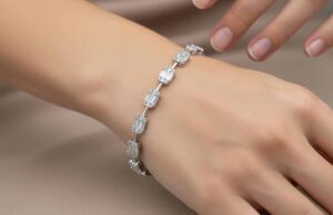 Gyémánt teniszkarkötő: időtálló elegancia a White & Black ékszerboltban